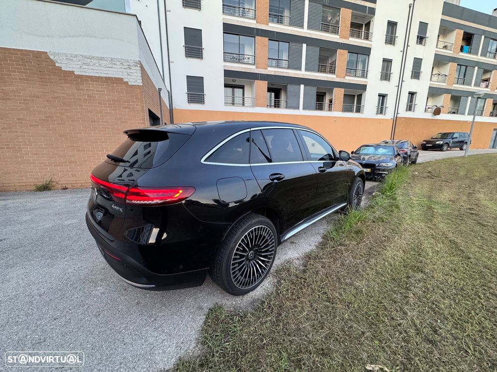 Mercedes-Benz EQC 400 4Matic - 11
