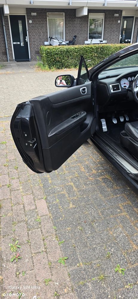 Peugeot 307 CC 1.6 Intense - 25