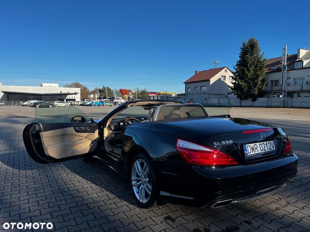 Mercedes-Benz SL - 19