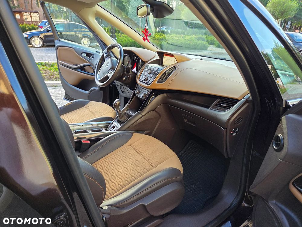 Opel Zafira 1.6 CDTI Cosmo - 9