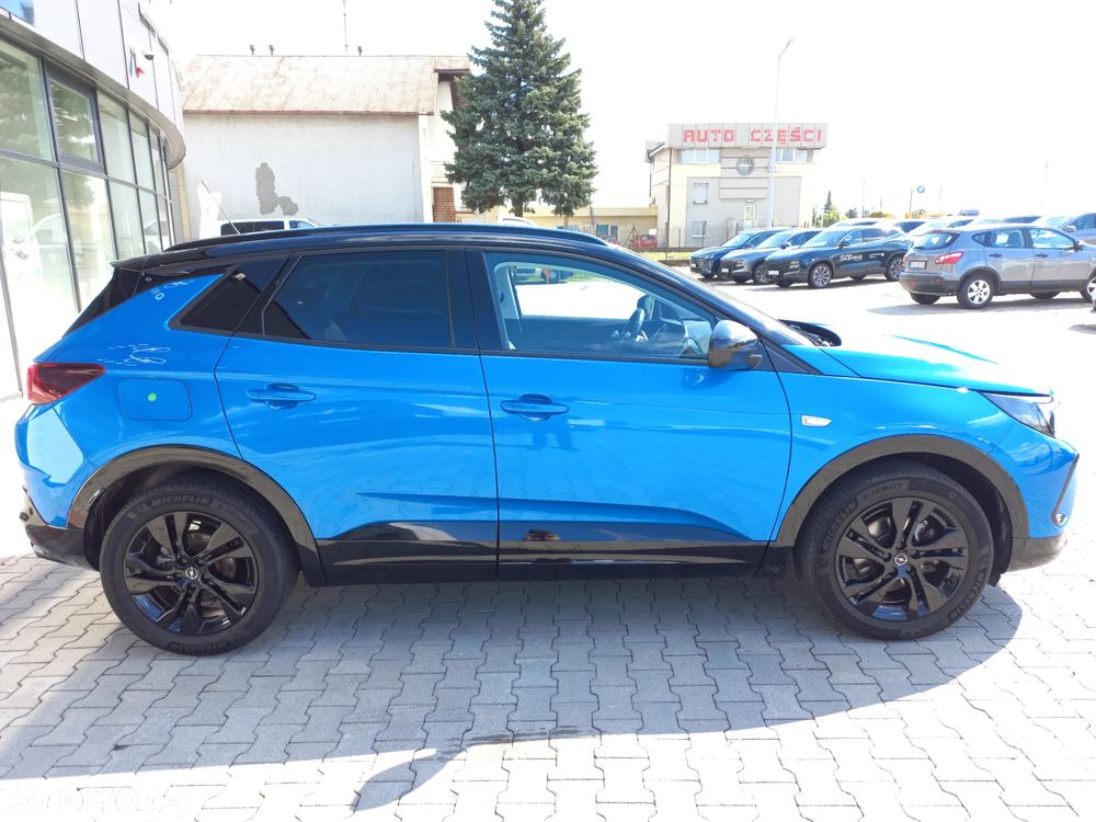 Opel Grandland 1.2 T GS S&S - 4