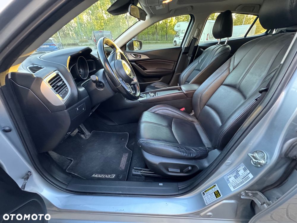 Mazda 3 - 11