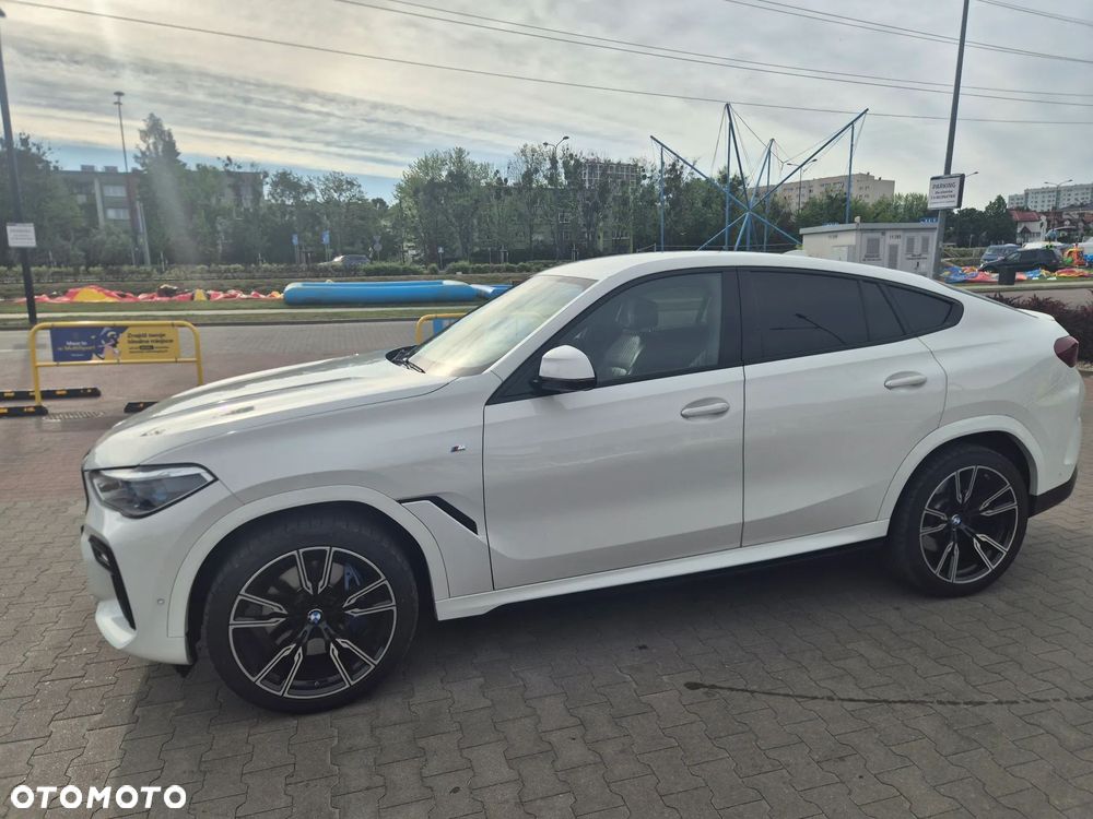BMW X6 - 10