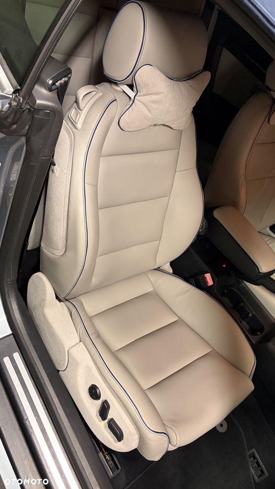 Audi RS4 Cabrio Standard - 27