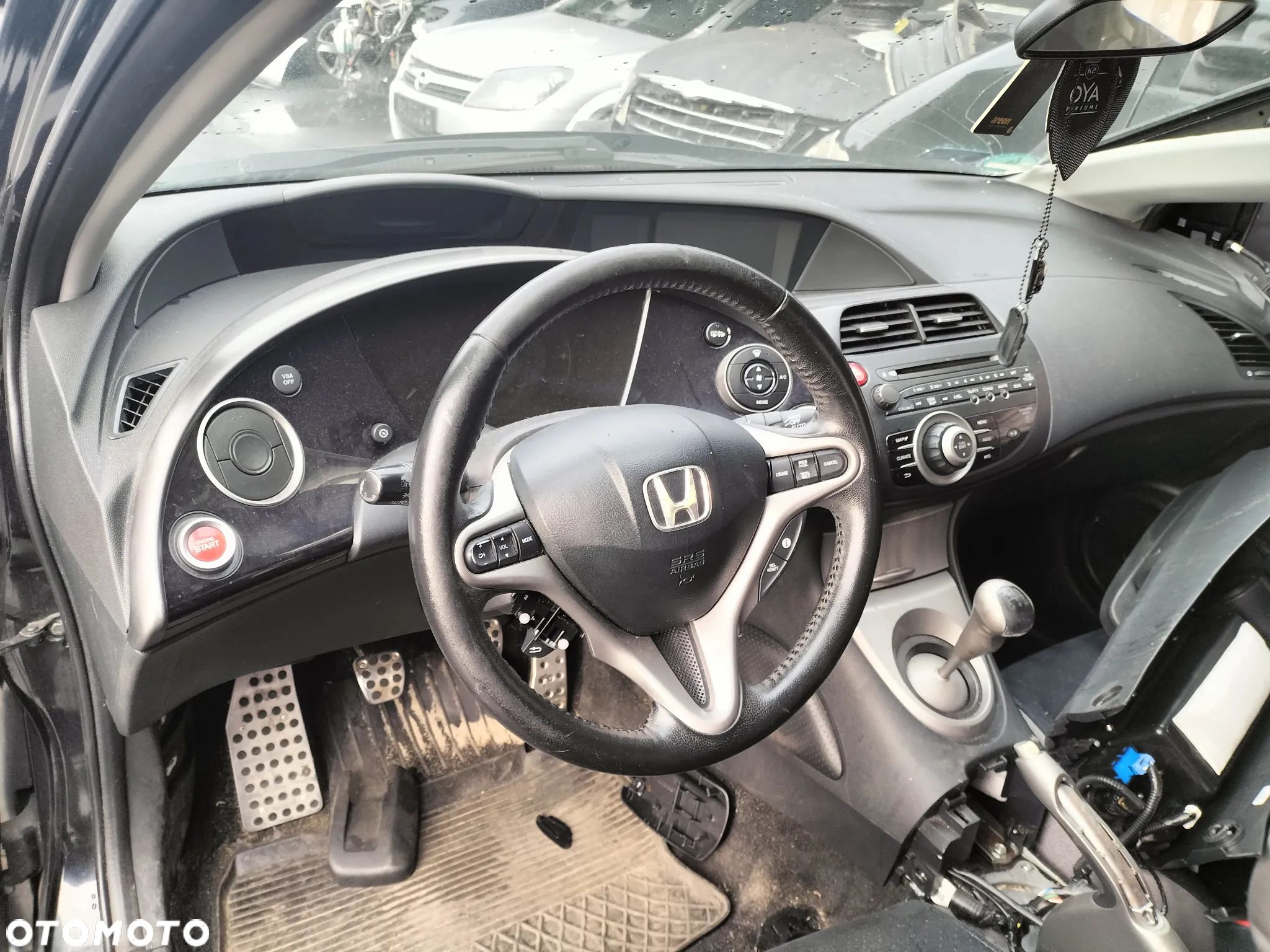 CAŁE AUTO NA CZĘŚCI KIEROWNICA RADIO FOTELE FELGI  HONDA CIVIC VIII UFO HATACHBACK 5D - 1
