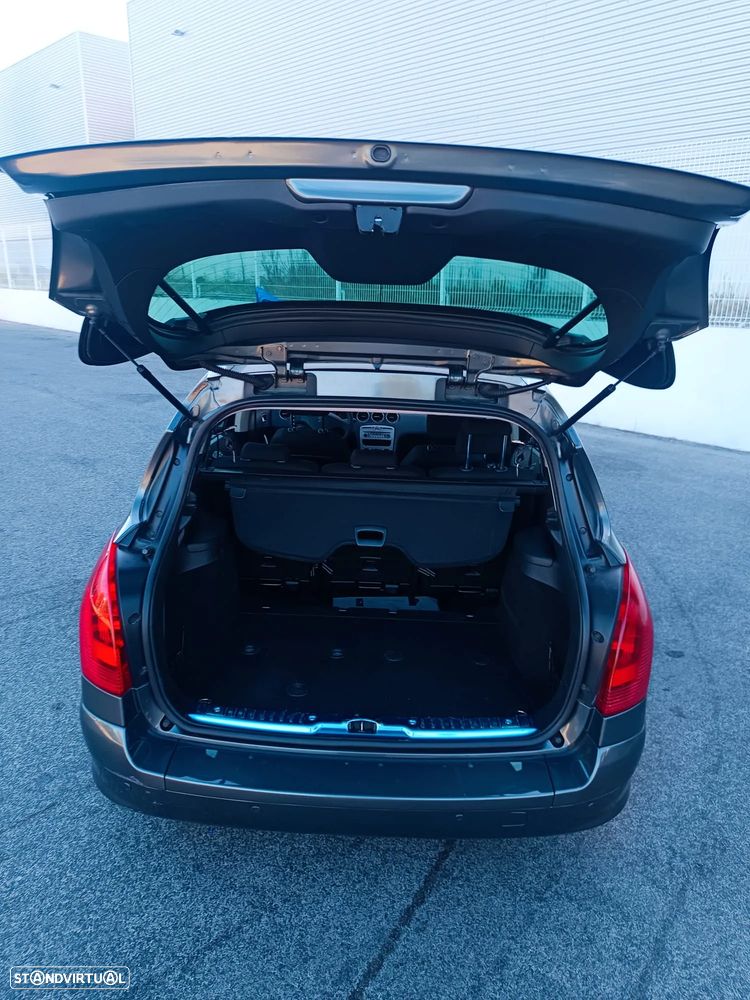Peugeot 308 SW - 8