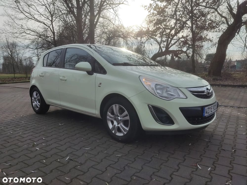 Opel Corsa 1.2 16V Cosmo - 7