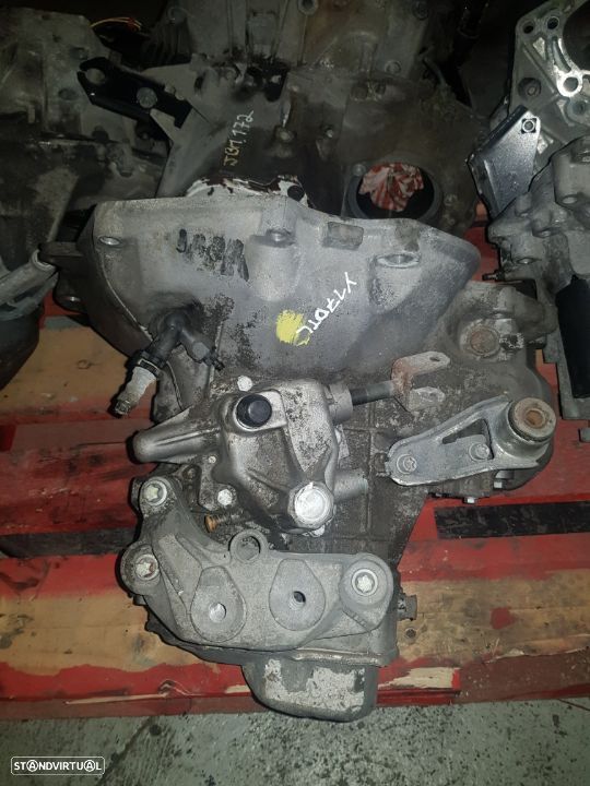 Caixa de Velocidades Opel Corsa C/Combo/Astra G 1.7 Ref: Y17DTL - 1
