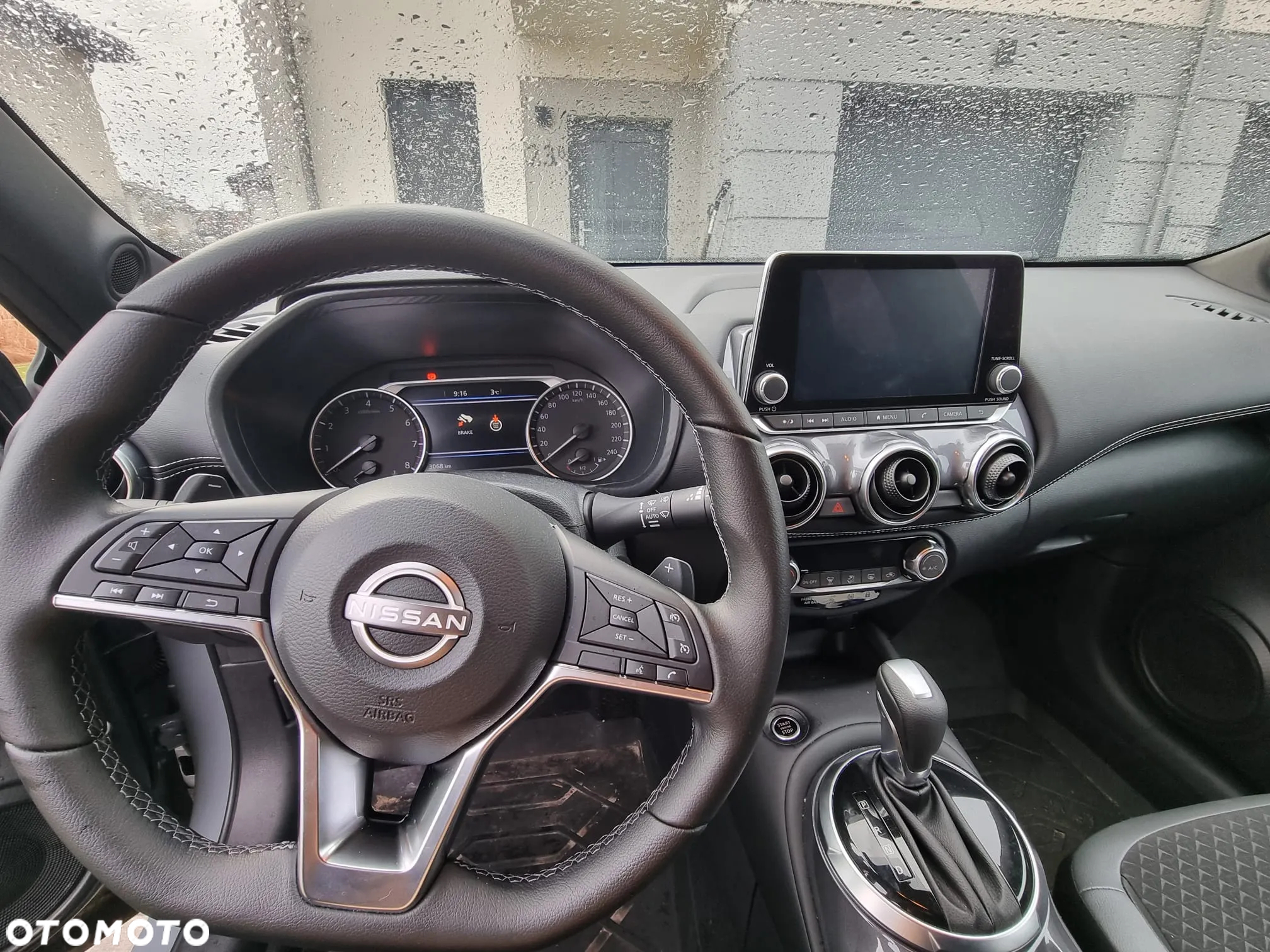 Nissan Juke 1.0 DIG-T N-Connecta DCT - 9