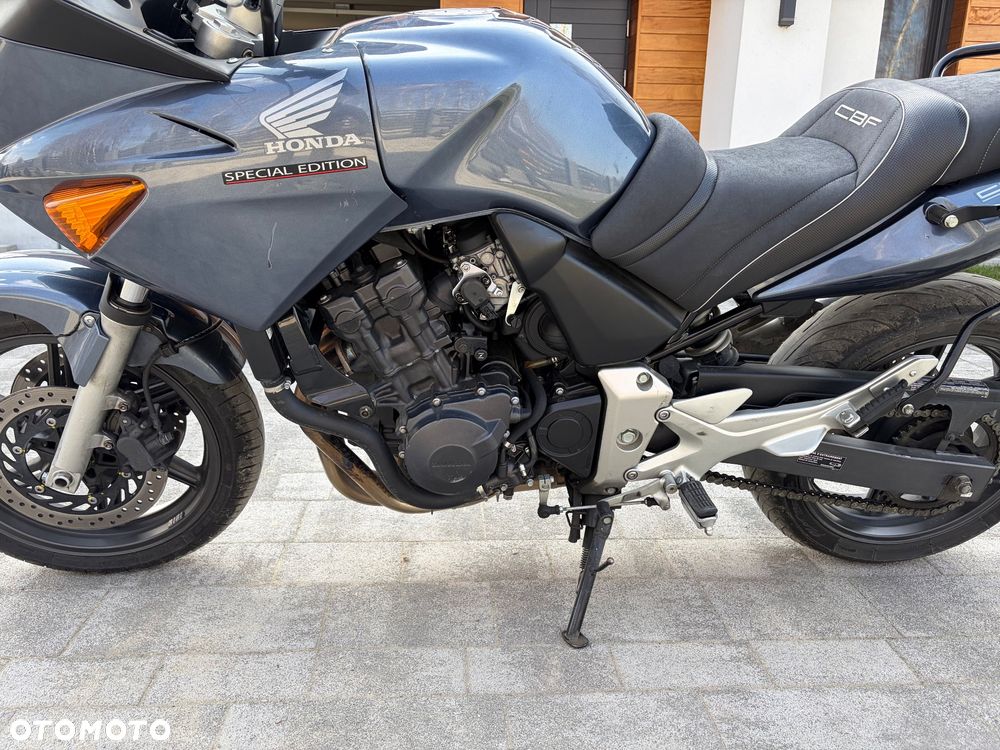 Honda CBF - 22