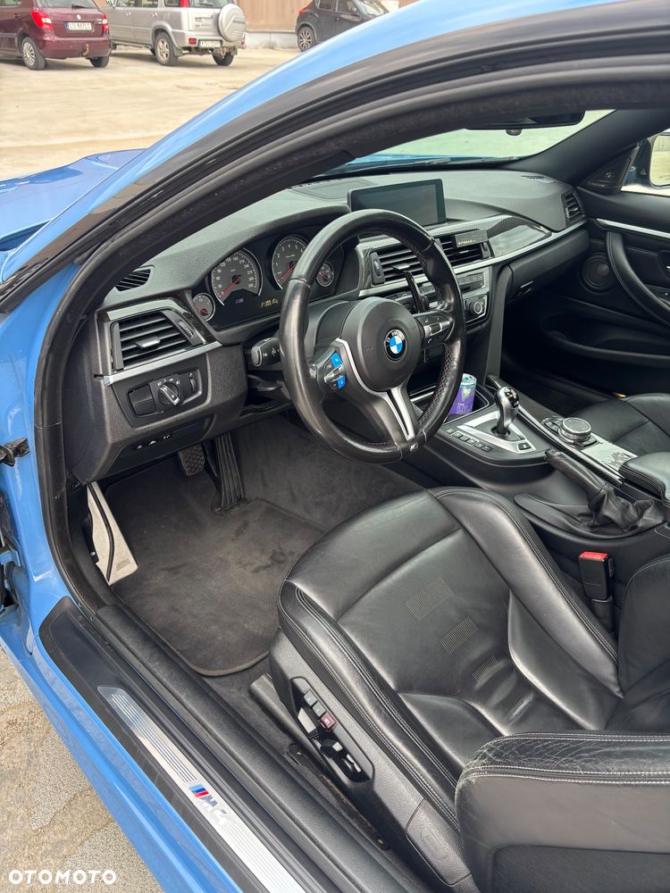 BMW M4 - 22