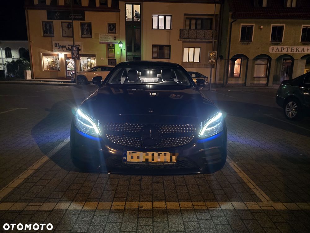 Mercedes-Benz Klasa C 300 4Matic 9G-TRONIC - 16