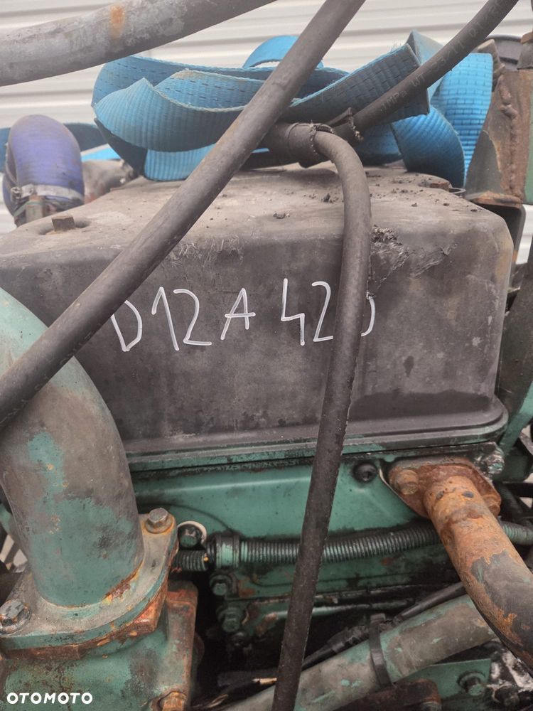 SILNIK KOPARKA VOLVO D12A D12D - 3