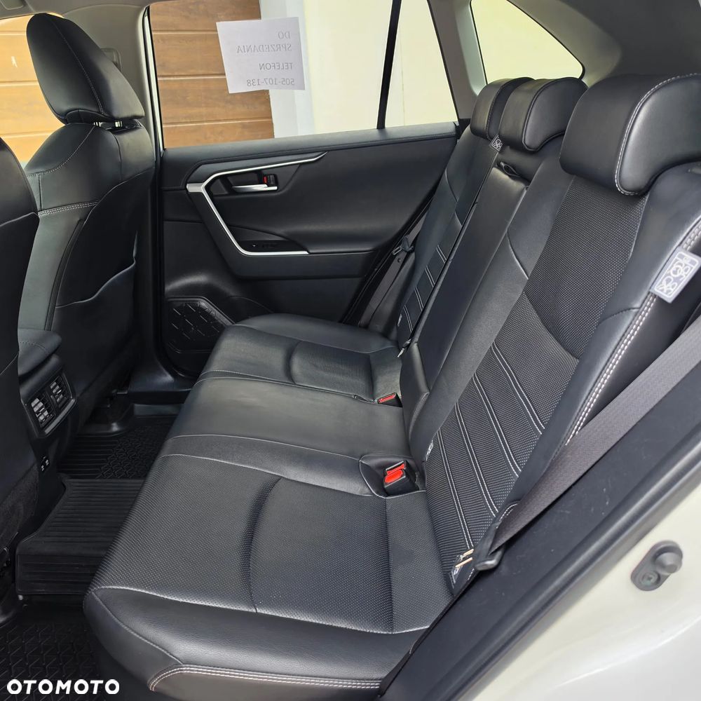 Toyota RAV4 Hybrid Selection 4x2 - 15