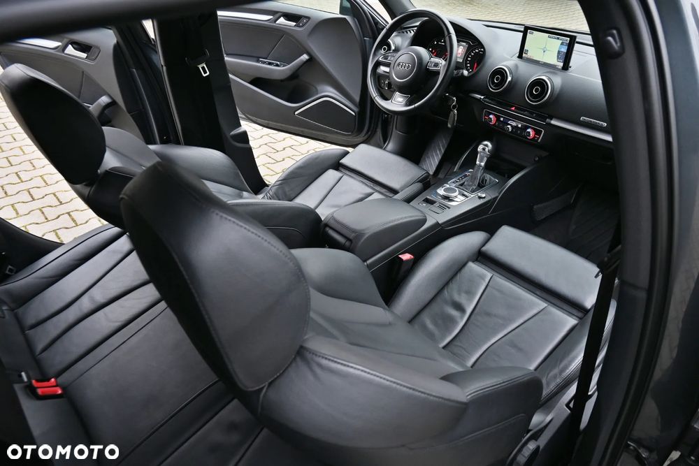 Audi A3 Sportback 2.0 TDI (clean diesel) quattro S tronic S line Sportpaket - 22