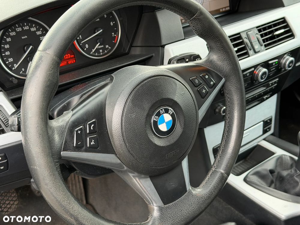 BMW Seria 5 - 17