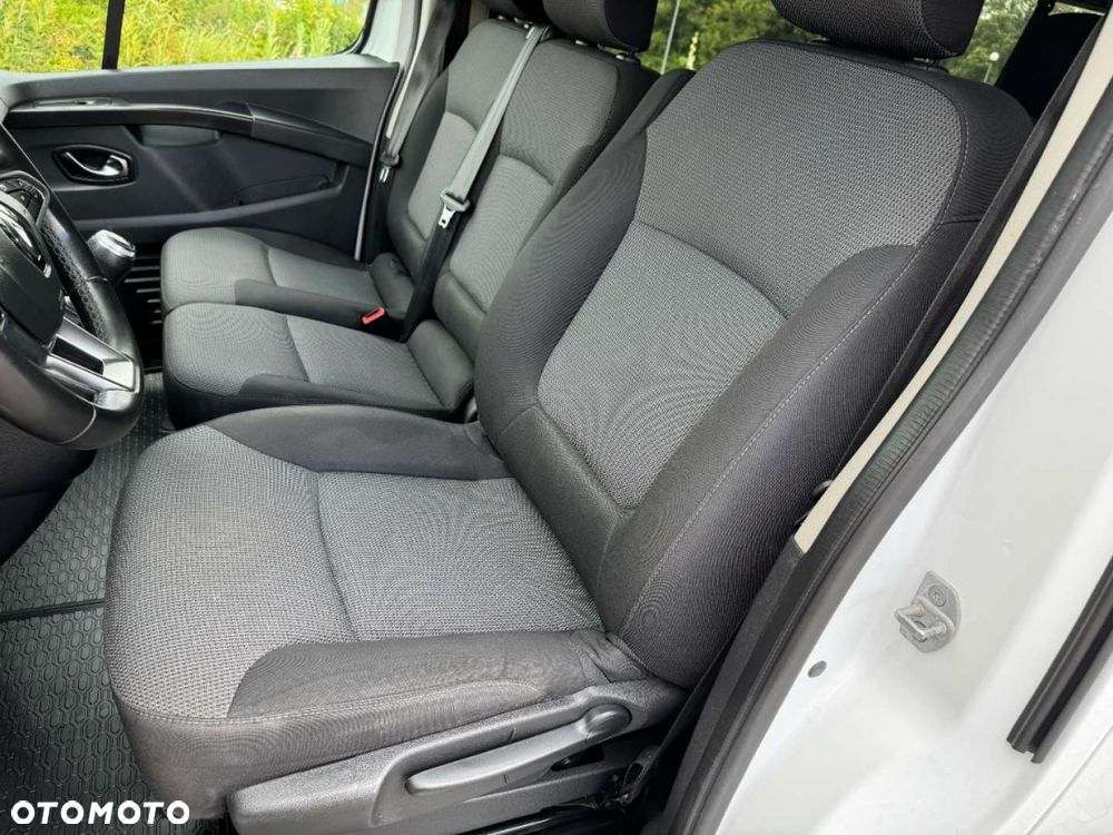 Renault Trafic - 30