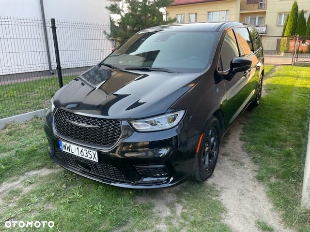 Chrysler Pacifica - 2