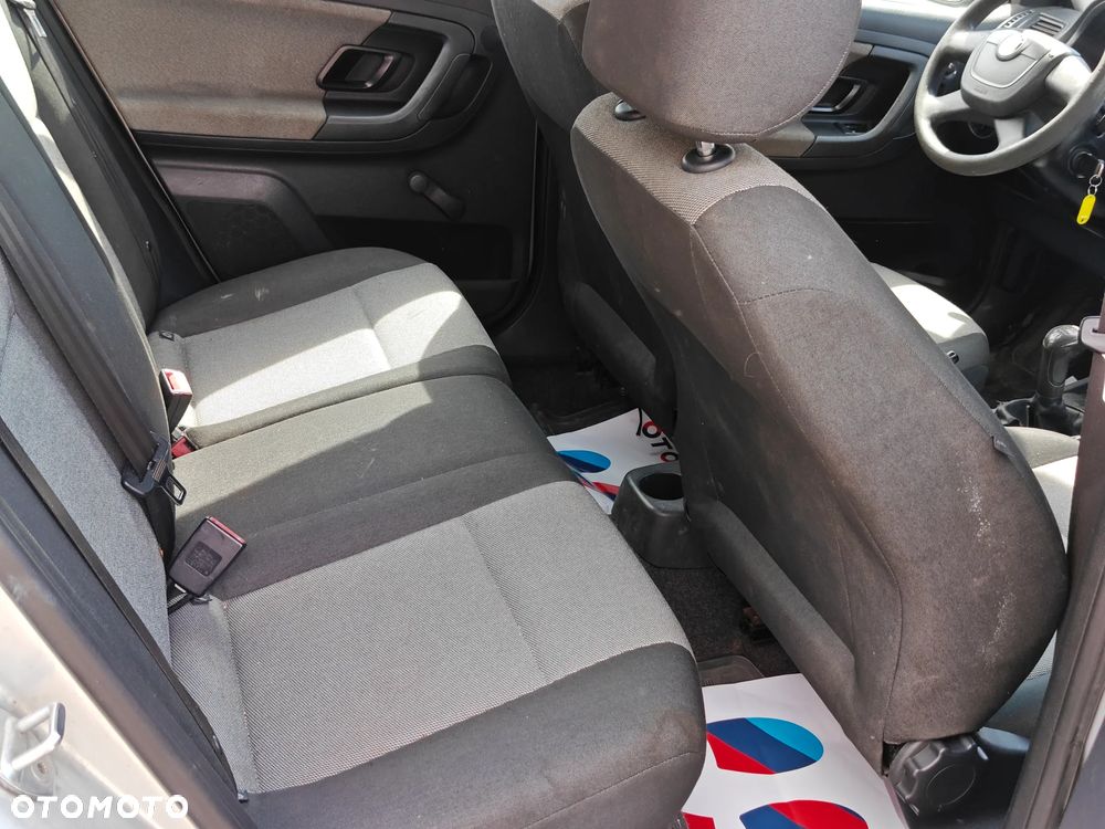 Skoda Fabia 1.6 TDI DPF Ambiente - 8
