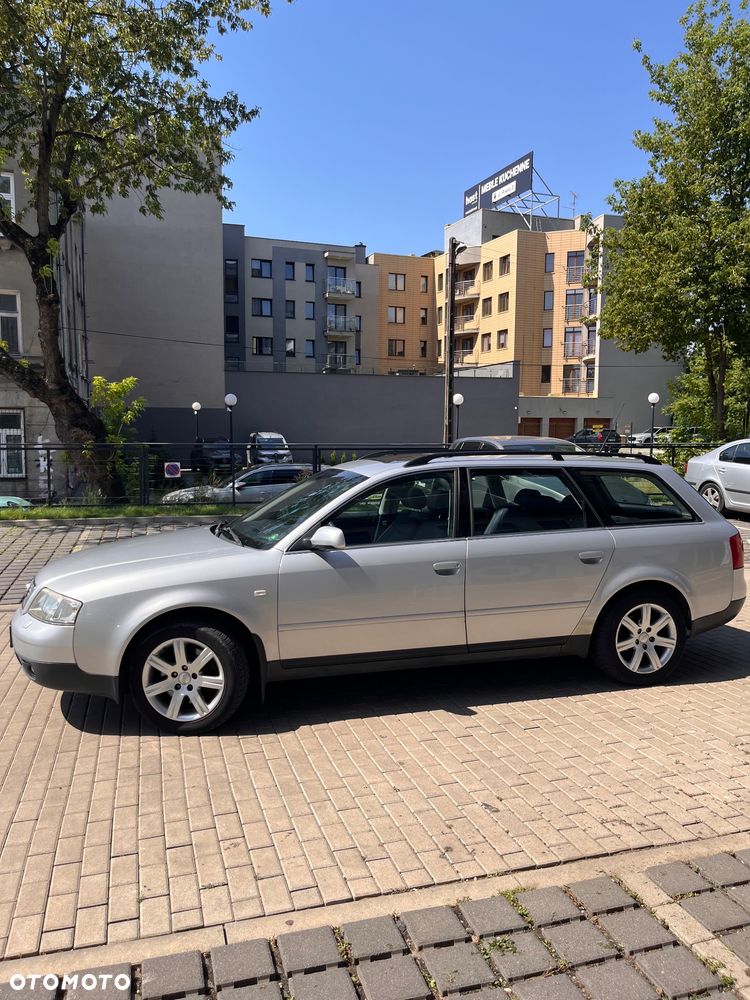 Audi A6 Avant - 8