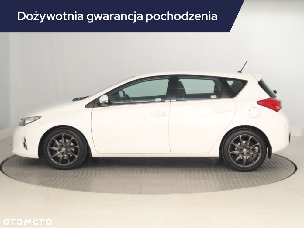 Toyota Auris - 4