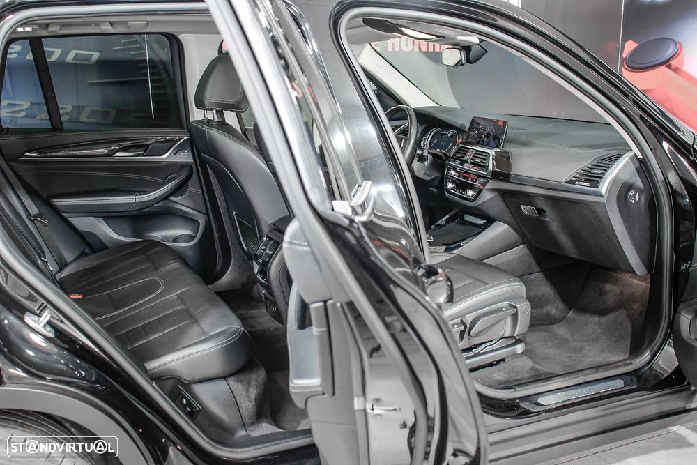 BMW X3 20 d xDrive Line Luxury - 15