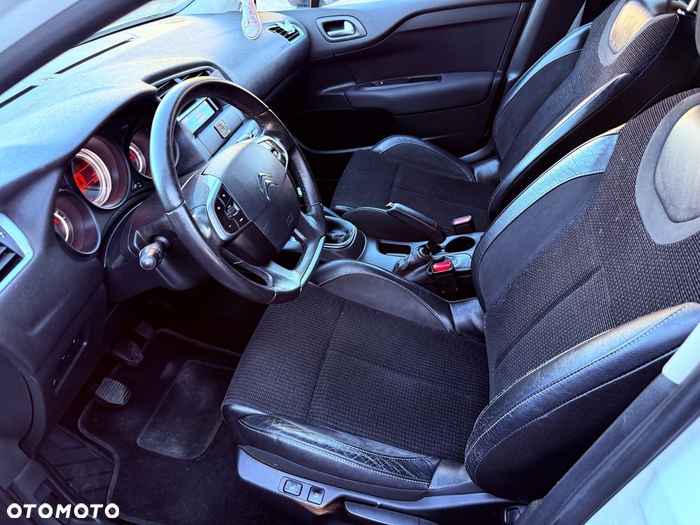 Citroën C4 1.6 HDi Attraction - 10