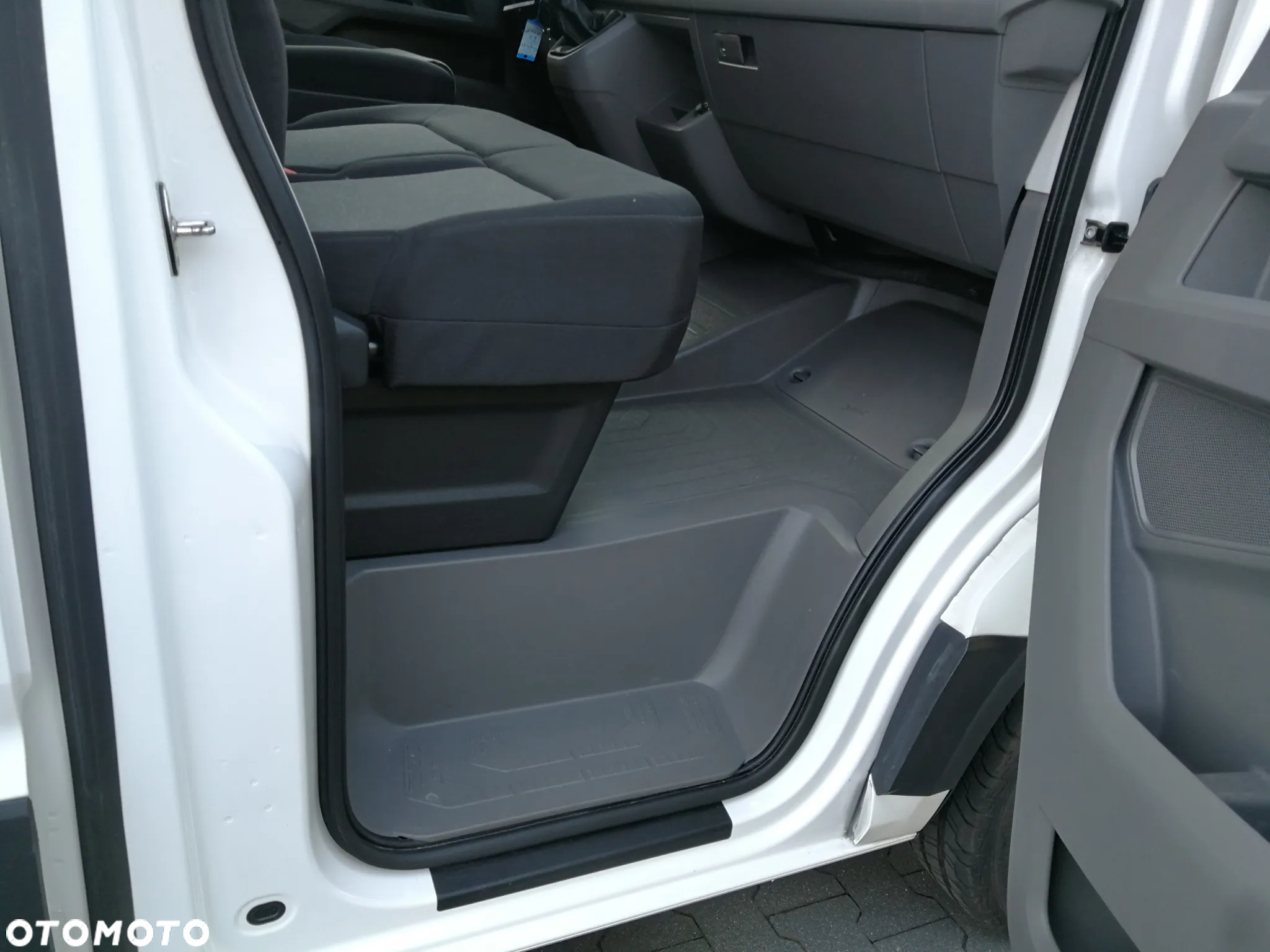 Volkswagen Crafter - 15
