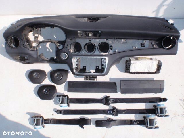 MERCEDES GLA W156 DESKA KONSOLA SKÓRA AIRBAG PASY - 4