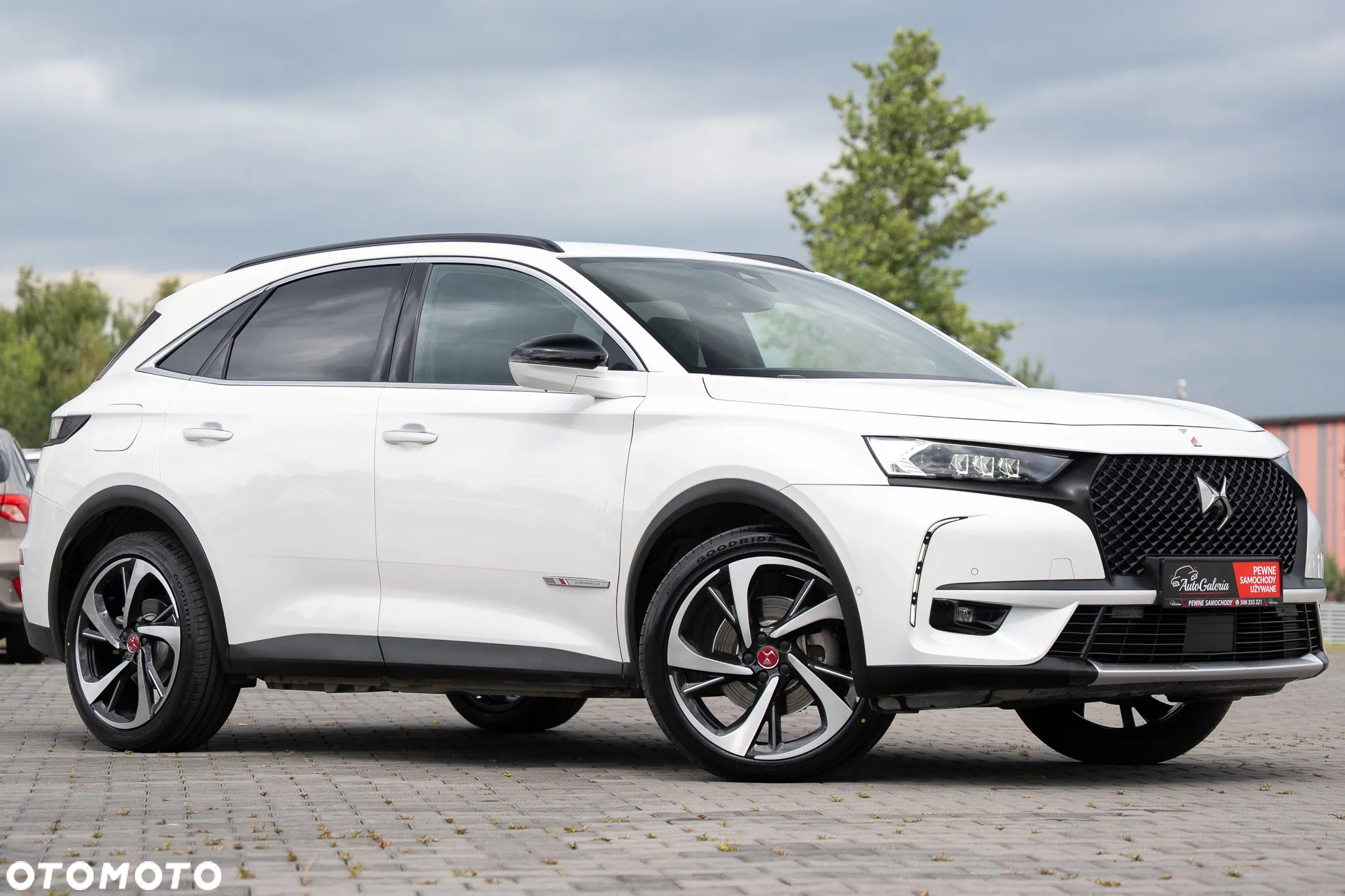 DS Automobiles DS 7 Crossback 1.6 E-Tense 4x4 Performance Line + - 7