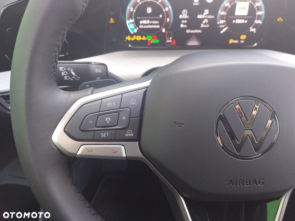 Volkswagen Golf - 12