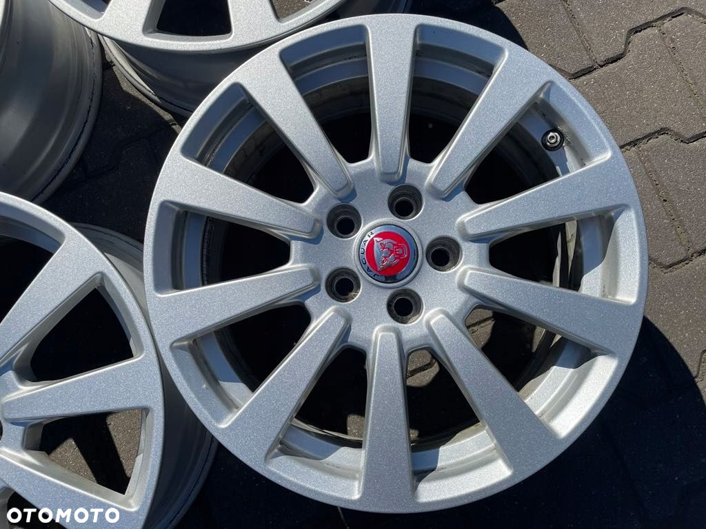 Felgi Aluminiowe Jaguar XE X760 , XF X260 7.0" x 17" 5x108 ET 48,5 - 4
