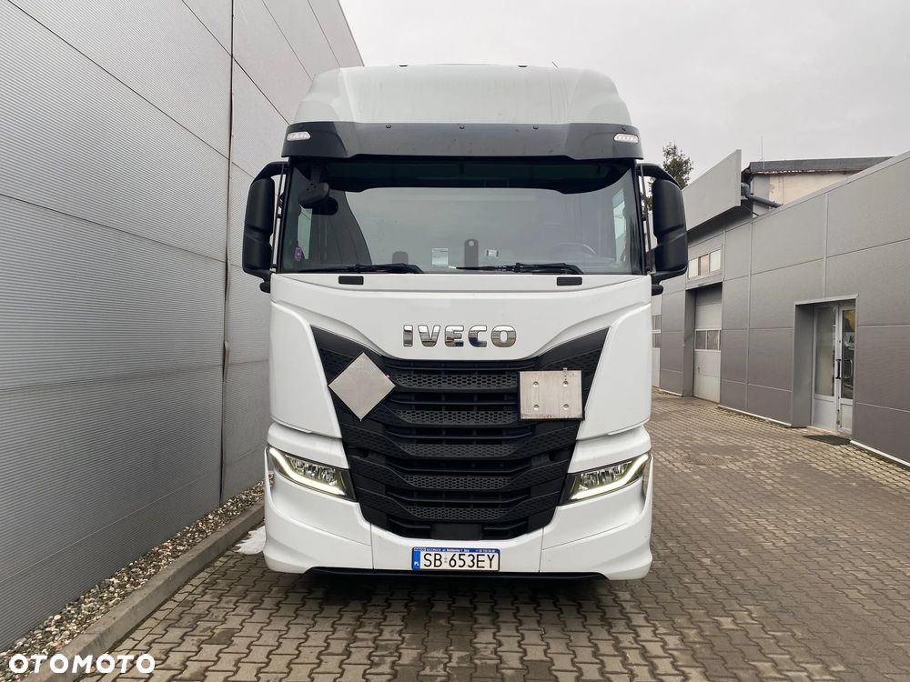Iveco S-WAY AS440S49T/P (STANDARD) - 24