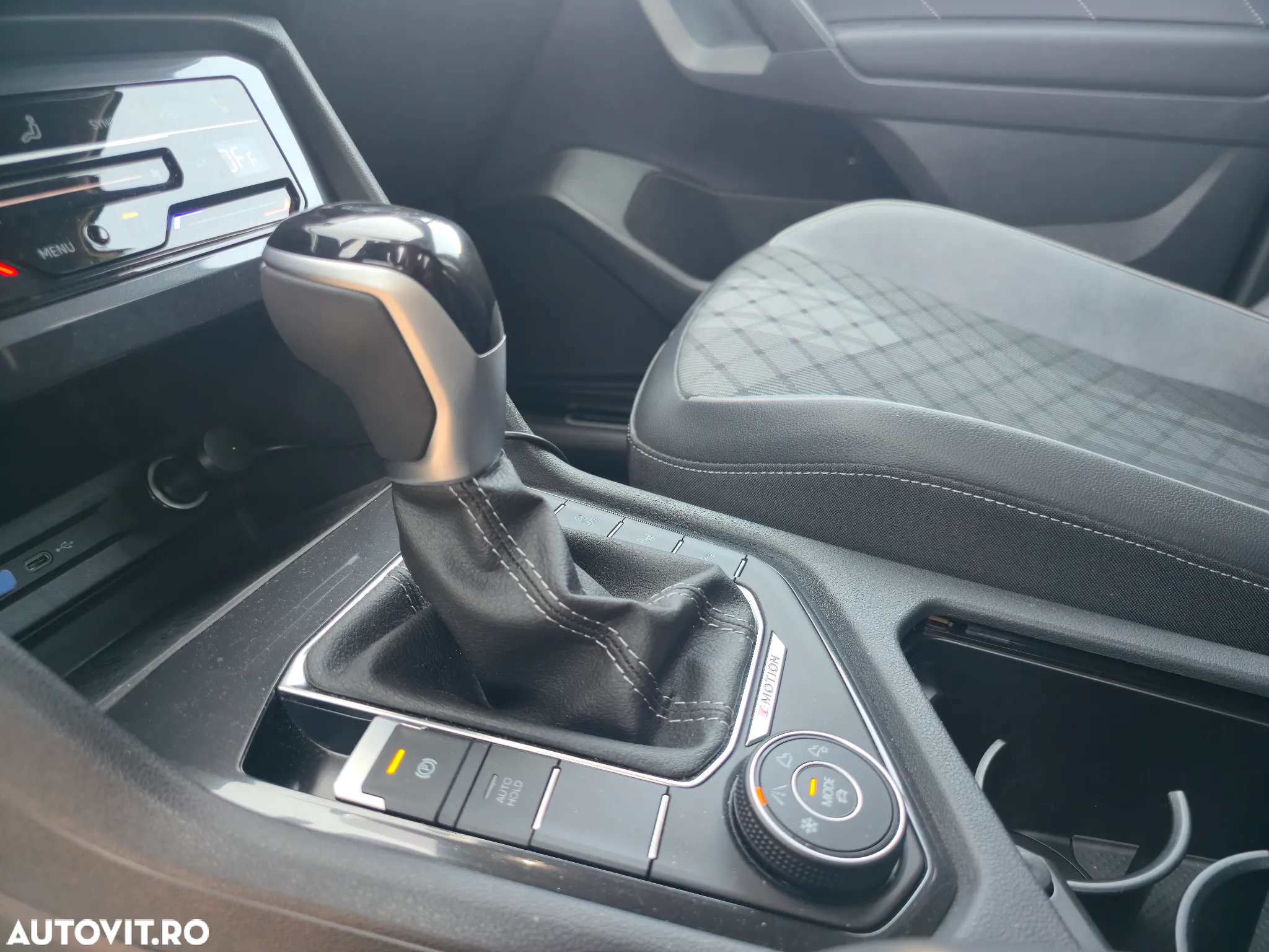 Volkswagen Tiguan Allspace 2.0 TSI 4Mot DSG R-Line - 4