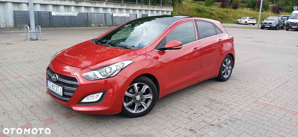 Hyundai i30 1.6 CRDi Automatik Trend - 1