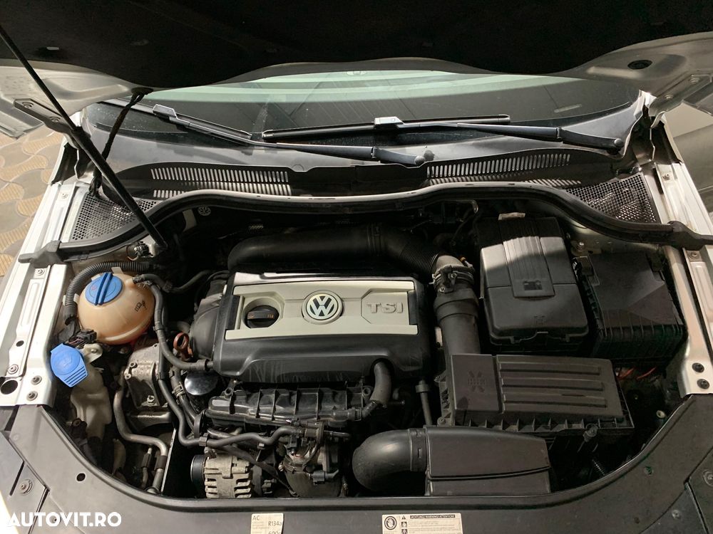 Volkswagen Passat CC - 13