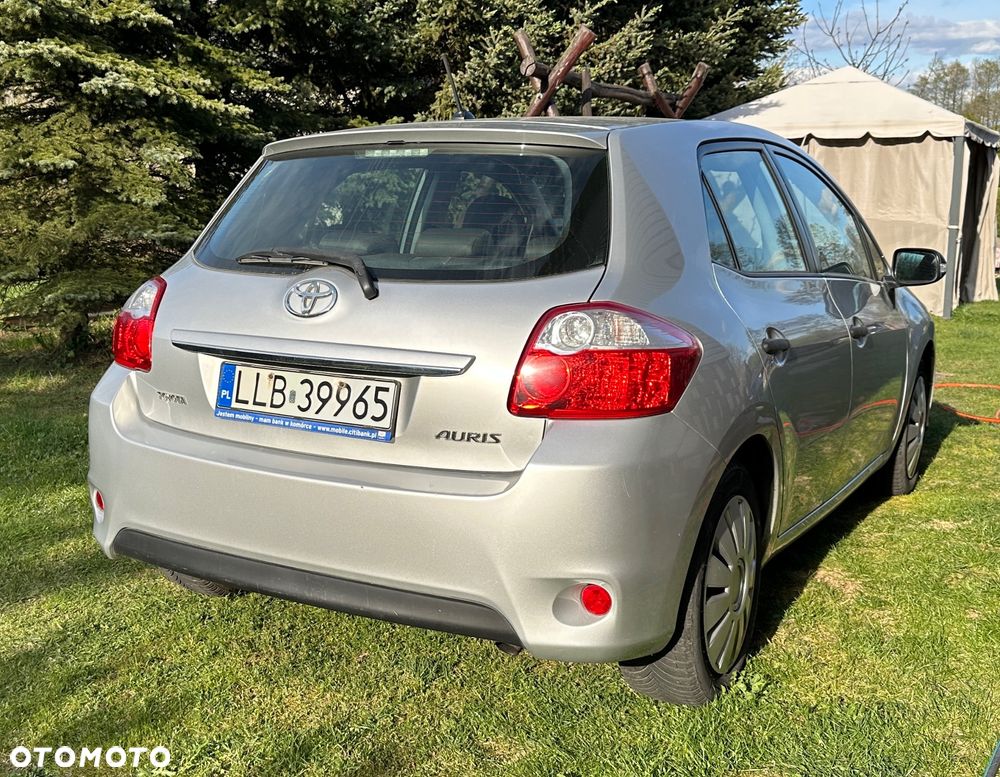 Toyota Auris 1.6 2010 - 3