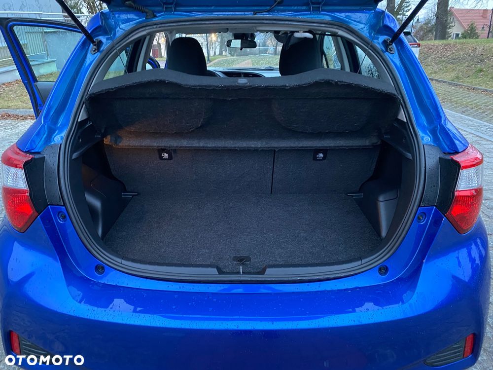 Toyota Yaris 1.5 VVT-i Team Deutschland - 27