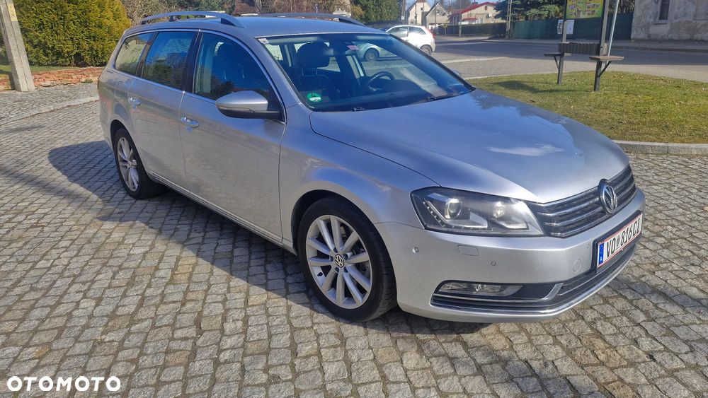 Volkswagen Passat 2.0 TDI 4Motion BlueMotion Technol Highline - 9
