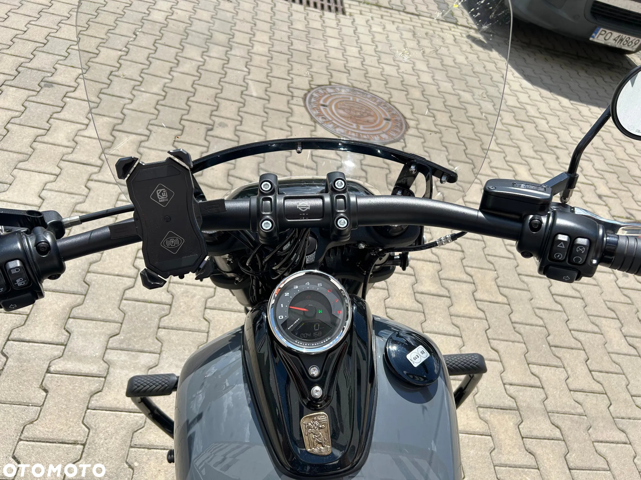 Harley-Davidson Softail Fat Bob - 11