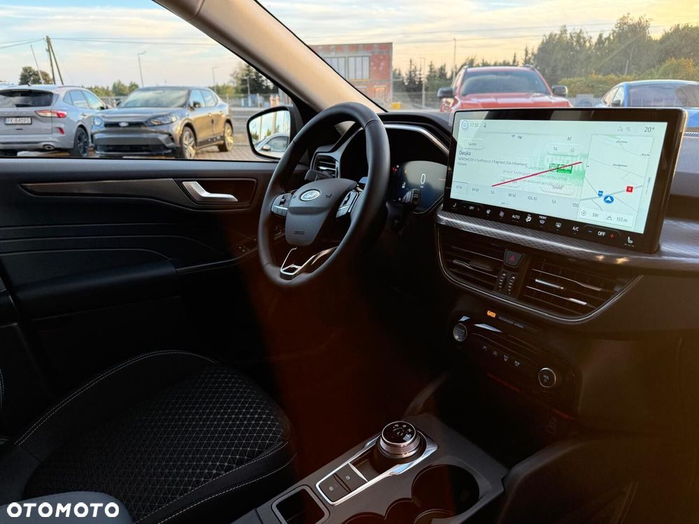 Ford Kuga - 22