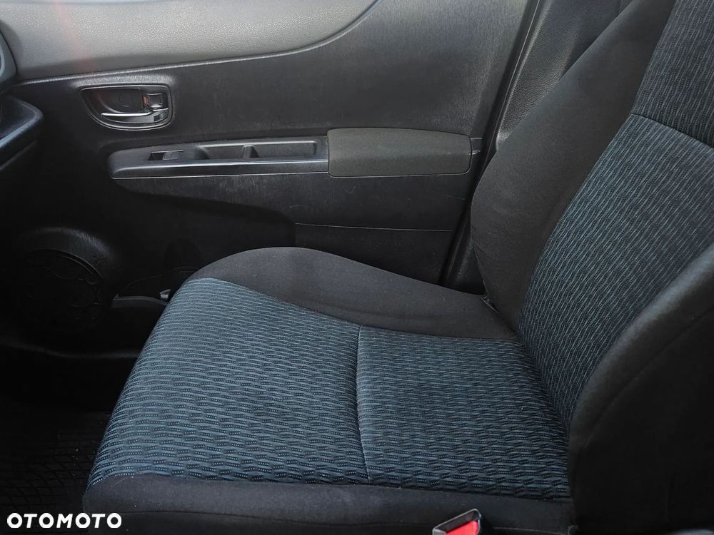 Toyota Yaris 1.33 Luna - 14