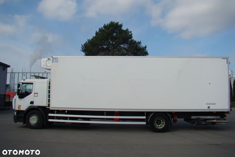 Renault D WIDE 320 - 6