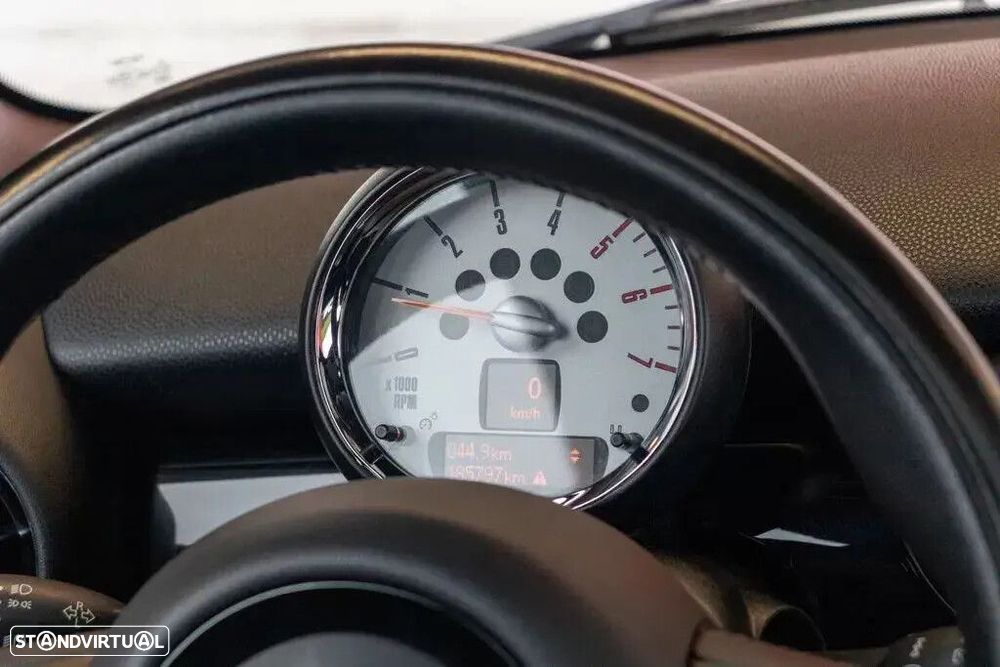 MINI 3 Portas Cooper SD - 11