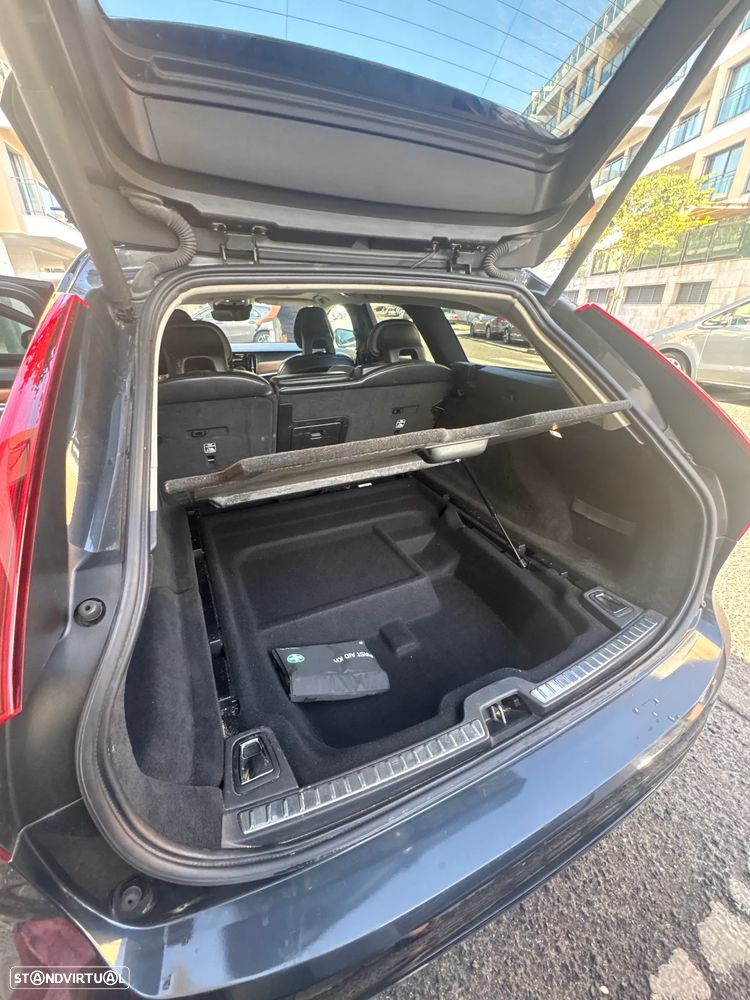 Volvo V90 2.0 D4 Momentum B.Pack Geartronic - 5
