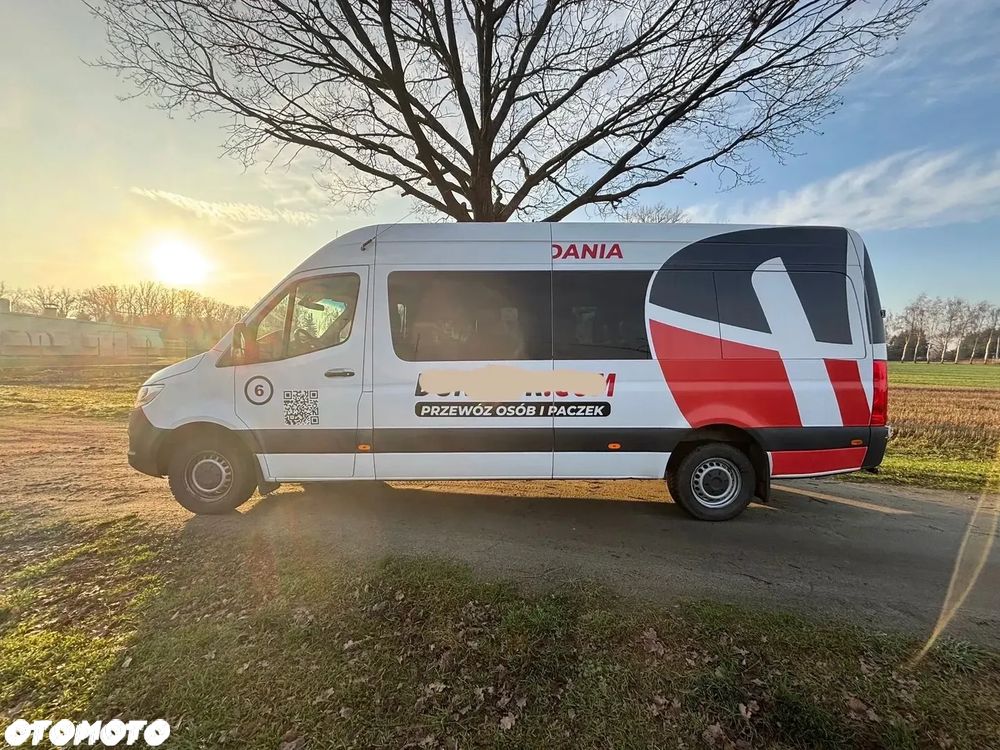 Mercedes-Benz Sprinter - 14