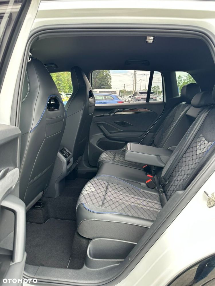 Volkswagen Tiguan - 15