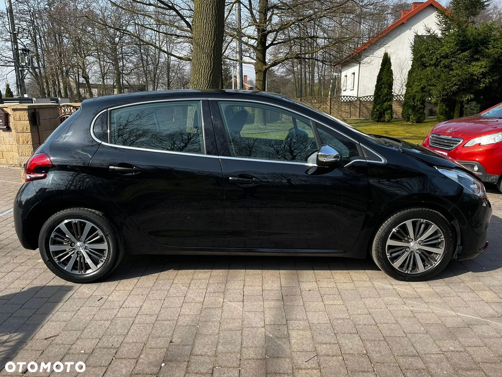 Peugeot 208 PureTech 82 Start & Stop Allure - 3