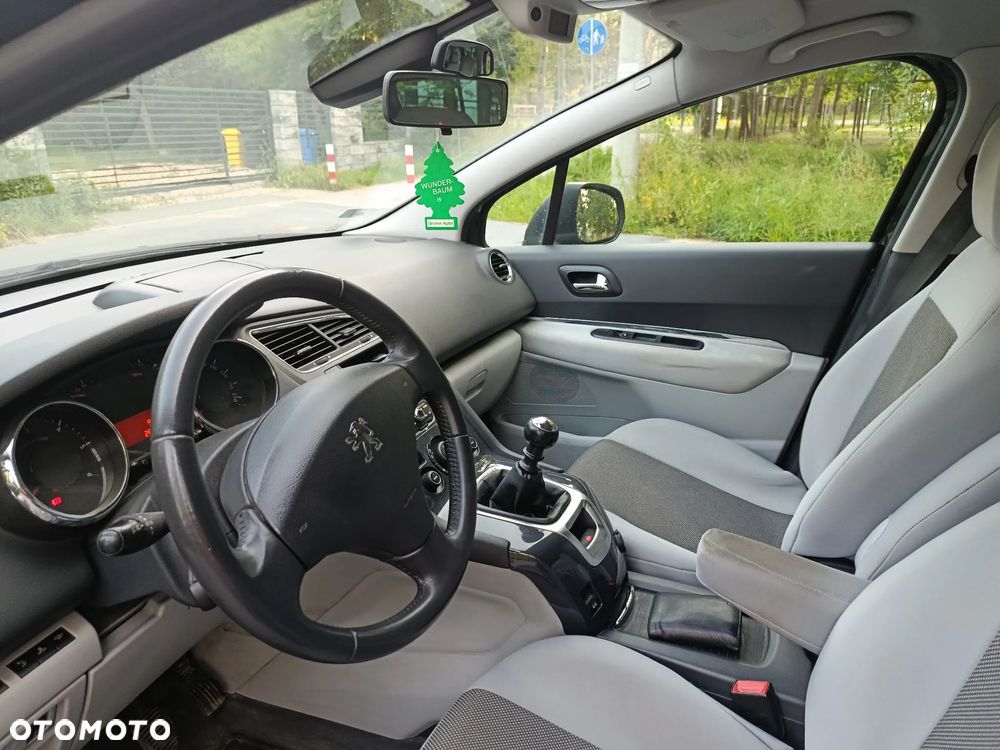 Peugeot 5008 2.0 HDi Premium - 12