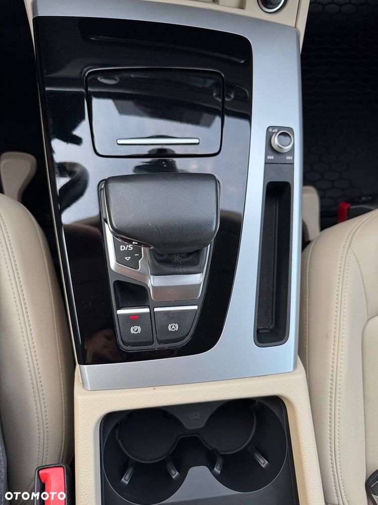 Audi Q5 40 TDI mHEV Quattro S tronic - 22